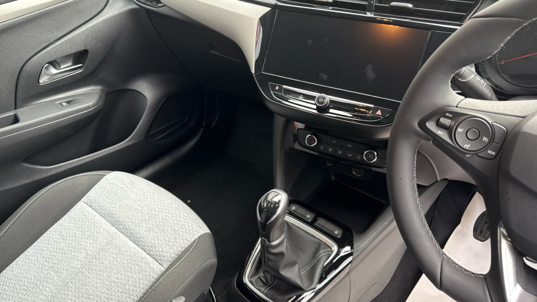 Vauxhall Corsa 1.2 Design 5dr Petrol Hatchback